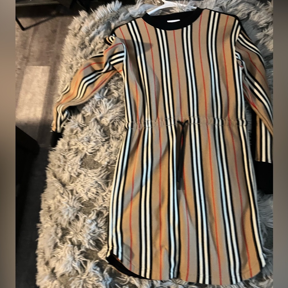 AUTHENTIC BURBERRY GIRLS DRESS SIZE 12Y
